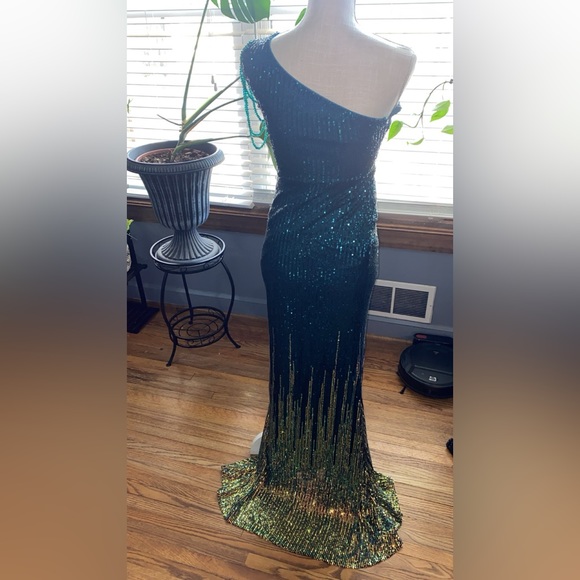 Miss ord Women's One Shoulder Sequin Long Prom Gown - Picture 12 of 12